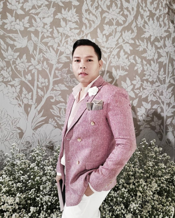 Kititeerawat||Lead Designer / Owner